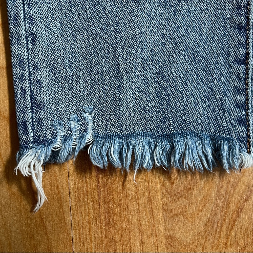 Levi's Classic Wedgie Blue Jeans with Brown Leather Patch sz 27 - Picture 5 of 11